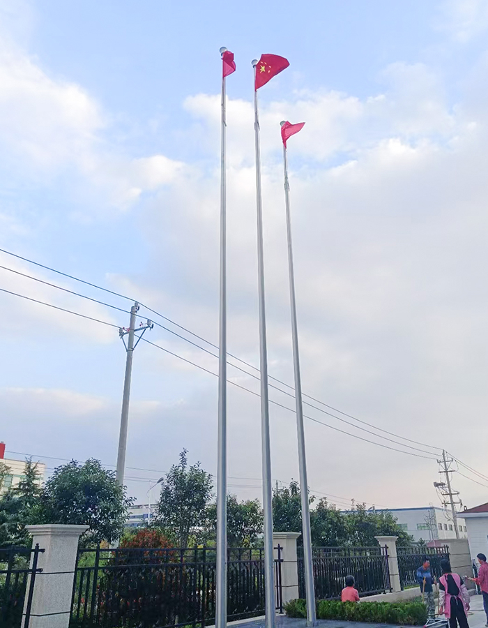Cột cờ nâng quay tay bằng thép không gỉ hình nón Cột cờ nâng quay tay bằng thép không gỉ hình nón