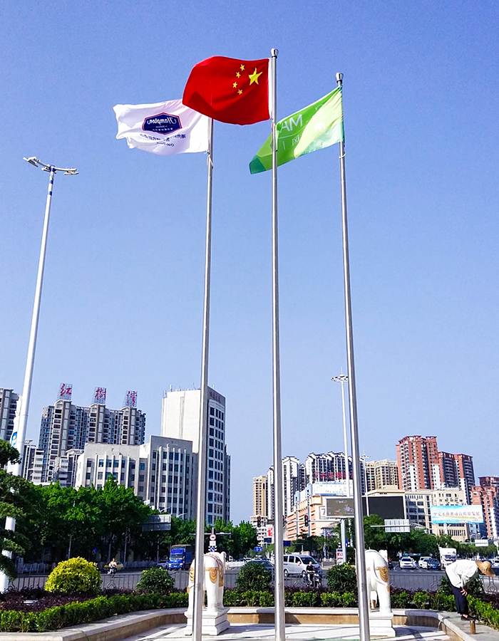 Cột cờ nâng quay tay bằng thép không gỉ hình nón Cột cờ nâng quay tay bằng thép không gỉ hình nón