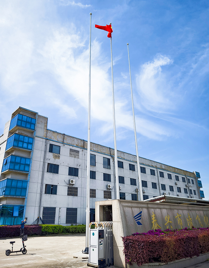Cột cờ nâng quay tay bằng thép không gỉ hình nón Cột cờ nâng quay tay bằng thép không gỉ hình nón