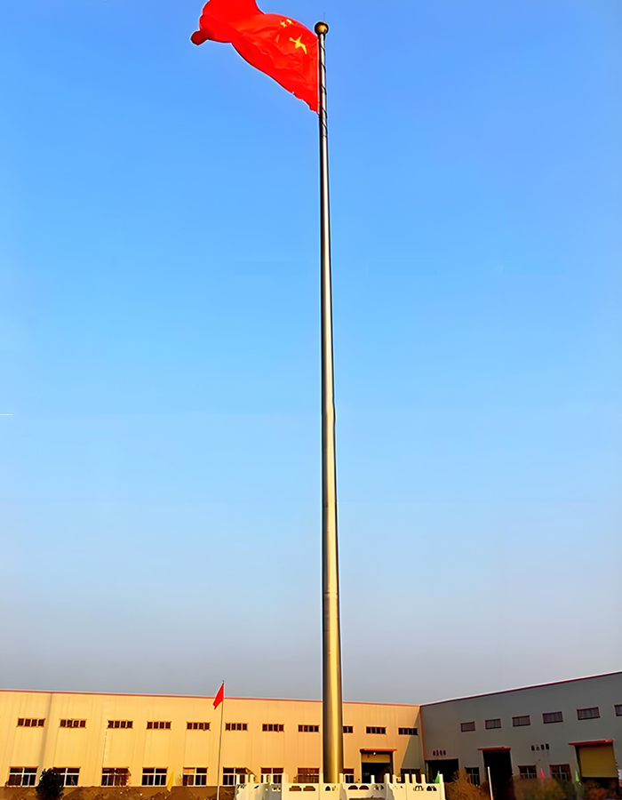Cột cờ nâng hình nón quay tay bằng titan chống ăn mòn Cột cờ nâng hình nón quay tay bằng titan chống ăn mòn